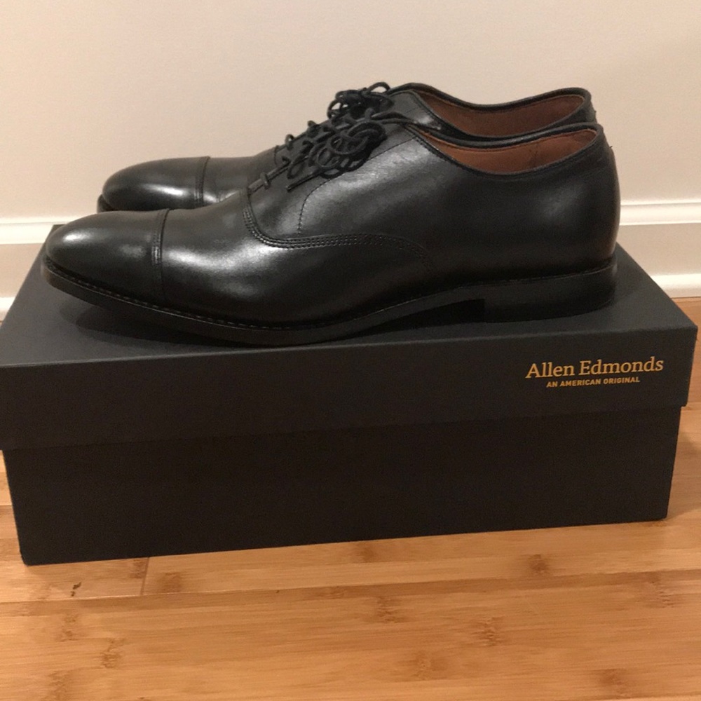 Allen Edmonds Park Avenue